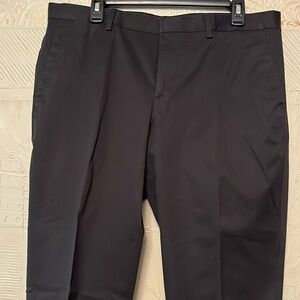 EUC Express Men’s Photographer Black Dress Pants, size 33/32